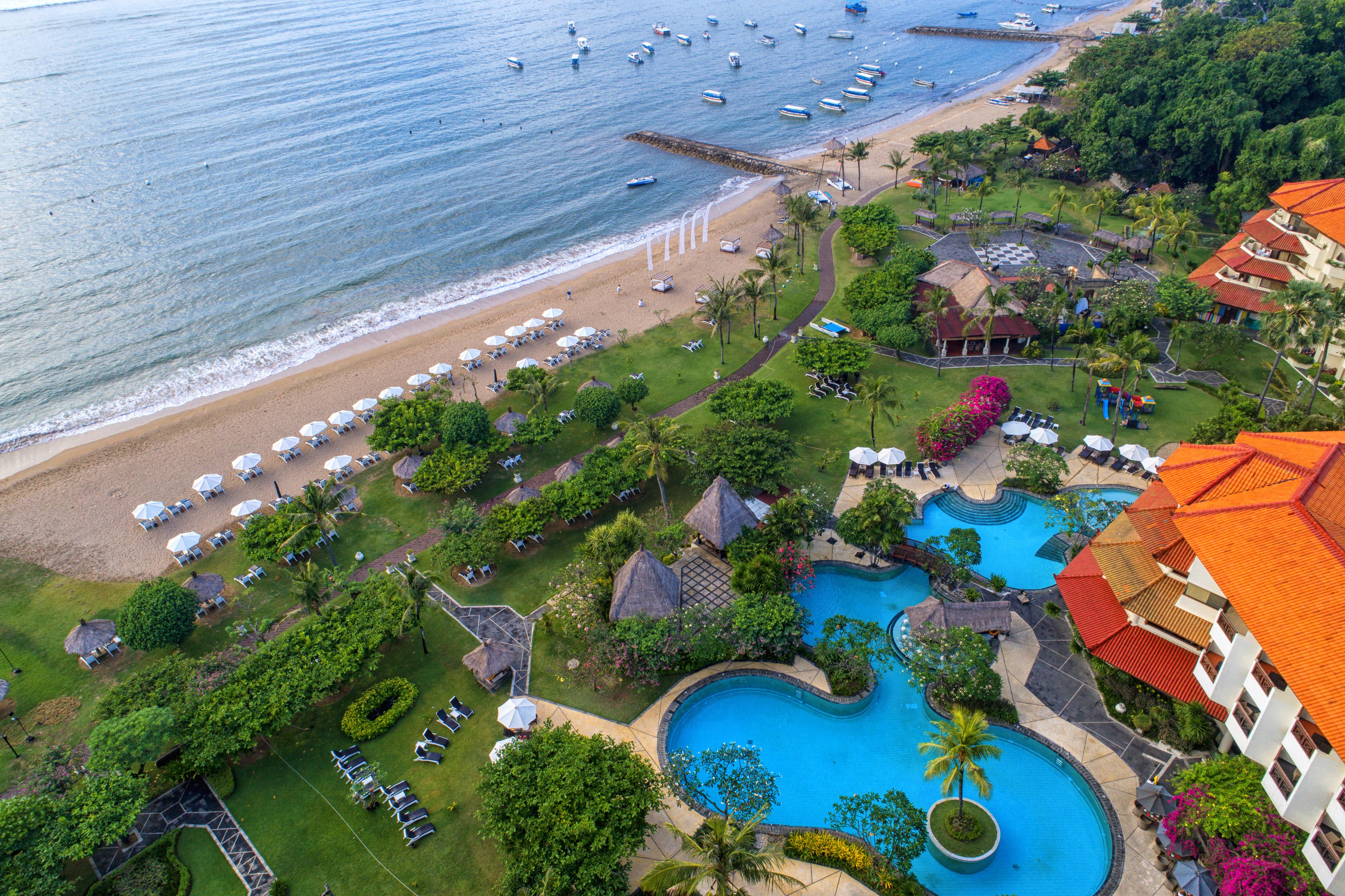 Grand Mirage Resort & Thalasso Bali Nusa Dua  Exterior foto Aerial view of the resort