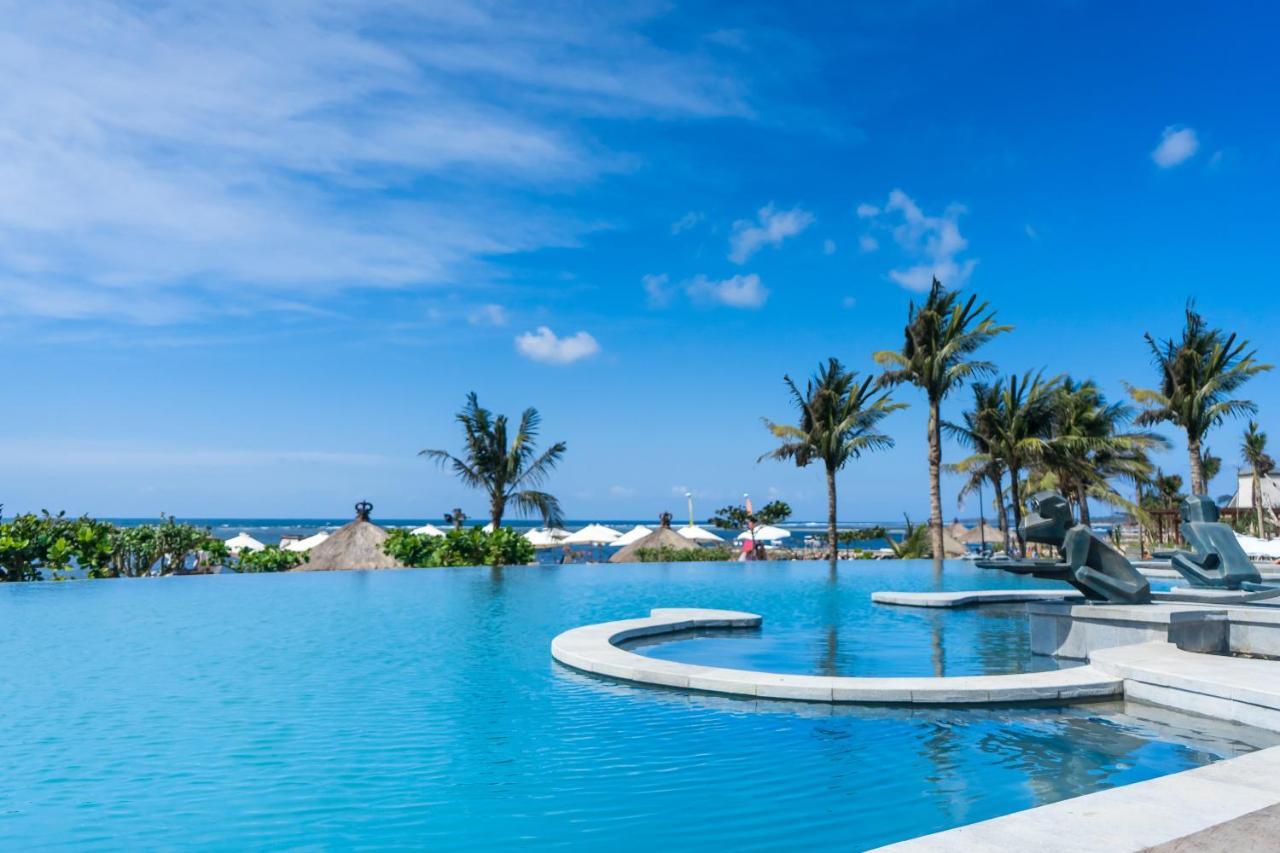 Grand Mirage Resort & Thalasso Bali Nusa Dua  Exterior foto Infinity pool at the InterContinental Chania, Crete, Greece